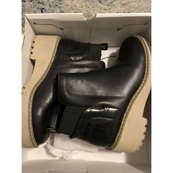 Dolce Vita Women's Slip On Rancher Ankle Chelsea Boot Size‎ 8 Black - Picture 1 of 9